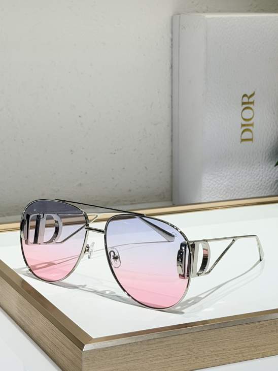 Picture of Dior Sunglasses _SKUfw80535198fw